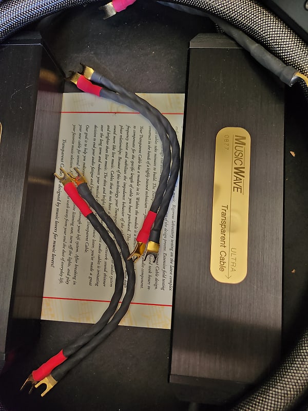 Transparent Cable Music Wave Ultra Speaker Cable Bi-Wire Transparent Cable Music Wave Ultra Speaker Cable Bi-Wire