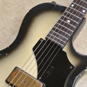 1959  Supro Super  / Thunderstick Guitar with Case  - Silverburst Finish image 3