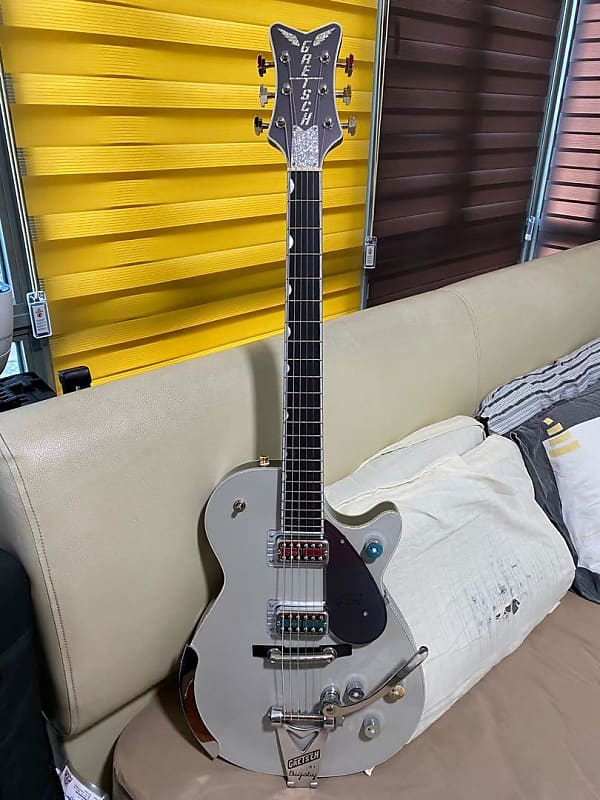 rare  gretsch g6134t-ltd limited edition penguin™ with bigsby® namm 2019 image 1