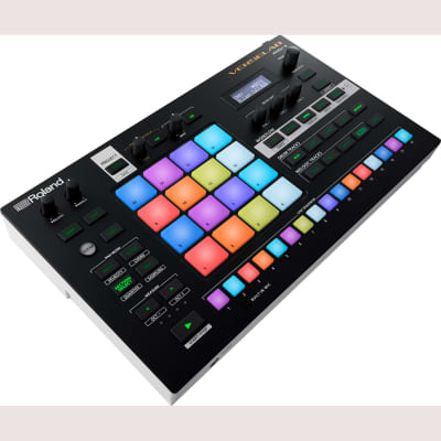 Roland MV-1 Verselab Music Beat and Vocal Workstation with 4x4 Touchpad Matrix image 4