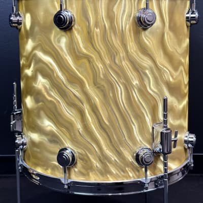 Camco 20/13/16" 1960's Oaklawn Era Drum Set - Gold Satin Flame image 10