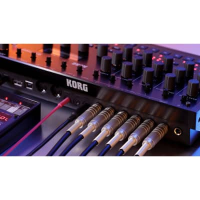 Korg Drumlogue Hybrid Drum Machine image 1