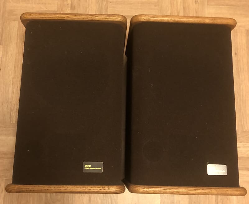 MCM .5 High Definition Audio Speakers 1980’s Wood / Brown as Reverb