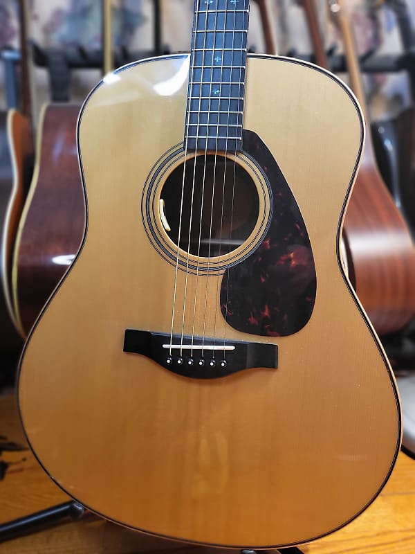 Yamaha LL26 Acoustic Electric Guitar