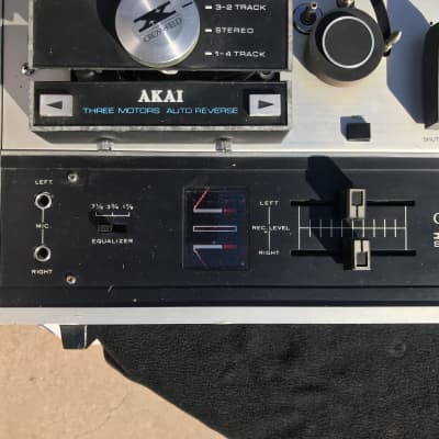 AKAI X-200D Reel to Reel Tape Player/Recorder Solid State