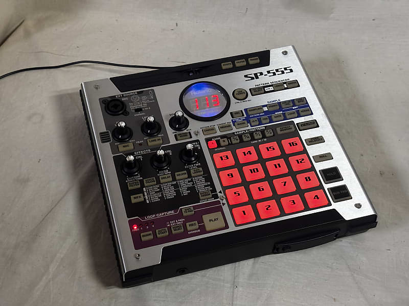 Roland - SP-555 | Creative Sampler with Performance Effects