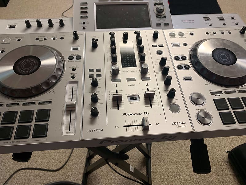 Pioneer XDJ-RX2 (WHITE) WITH MAGMA CARRY CASE 2019 | Reverb