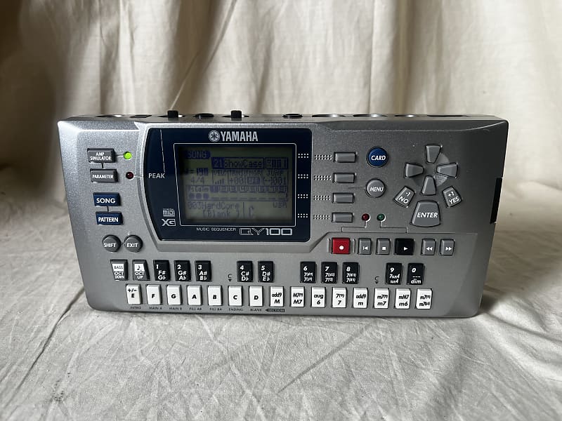 Yamaha QY100 Sequencer | Reverb