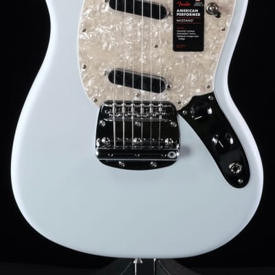 Fender American Performer Mustang - Satin Sonic Blue with Rosewood Fingerboard image 4