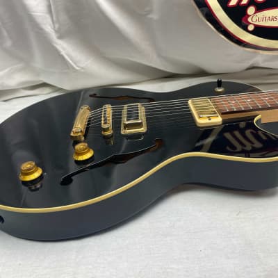 Yamaha AEX520 aex 520 Semi-Hollowbody Guitar - Black image 7