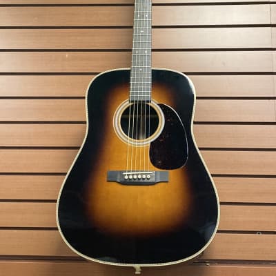 Martin HD-28 2018年製 Martin HD-28 (2018 Spec) Acoustic Guitar w/ Case – Alto Music