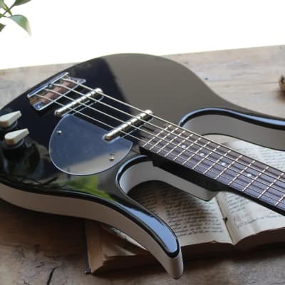 DANELECTRO Longhorn Bass Black image 3