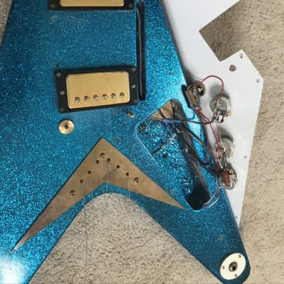1992 Matteson Korina 58 Style Flying V electric guitar rare BLUE SPARKLE FINISH image 24