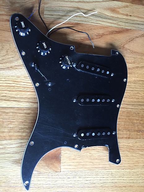 Genuine Fender American Standard Stratocaster Loaded Pickguard - 2014 image 1