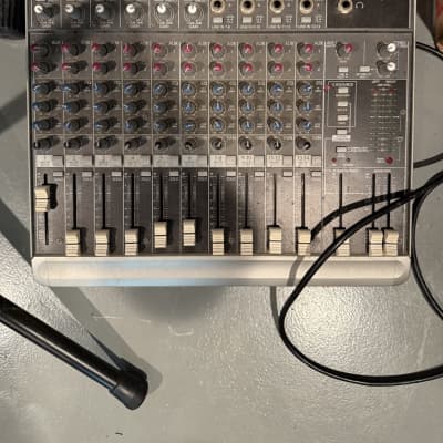 Mackie 1402-VLZ3 Can anyone wholeheartedly recommend Mackie 1402-VLZ3 Can anyone wholeheartedly recommend