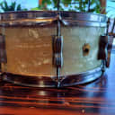 WFL No. 900 Buddy Rich Super Classic 5.5x14" 8-Lug Snare Drum with P-87 Strainer 1958 - White Marine Pearl