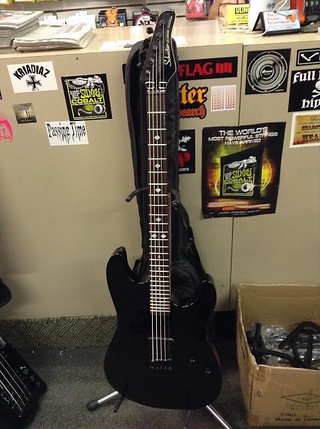 Schecter cello blaster black