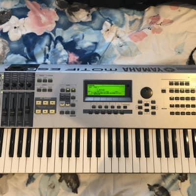 Yamaha Motif ES 6