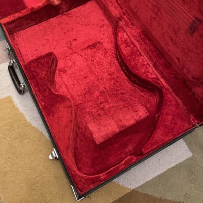 Aria Pro 2 Mockingbird vintage case with red interior 1982 - Black image 17