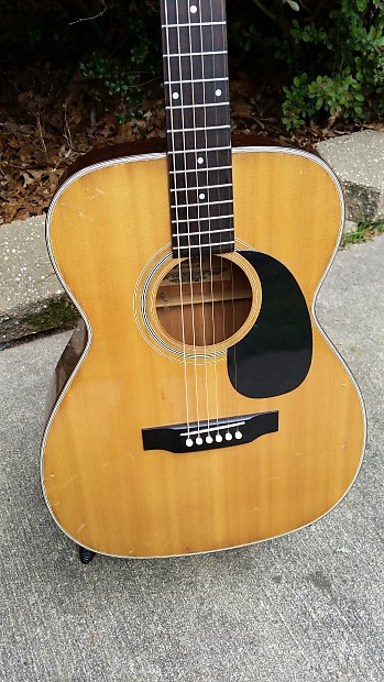 Fender f25 shop acoustic guitar