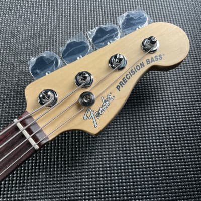 Fender American Performer Precision Bass, Rosewood- 3-Color Sunburst (US23092945) image 9