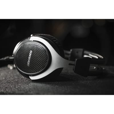 Shure SRH1540 Closed-Back, Over-Ear Premium Studio Headphones image 9