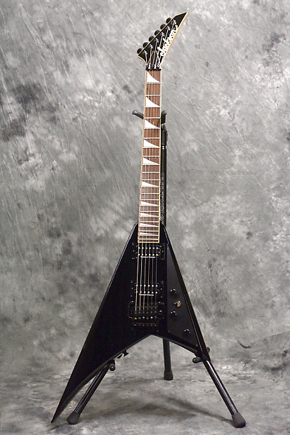 Jackson randy v RR3 日本製 ギター Jackson RR3 Randy Rhoads V Made in Japan - Guitar Village