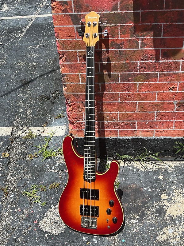 Ibanez RB-924 Roadstar II Bass 1983 crazy cool w/added 3 piece Novatone  exchangeable fingerboards.