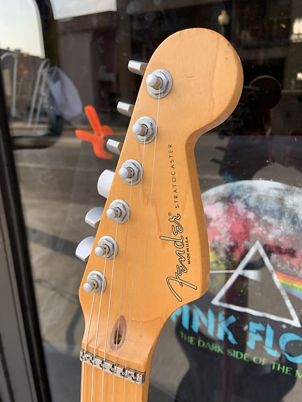 Fender Stratocaster Plus Deluxe 1996 - Sunburst image 1