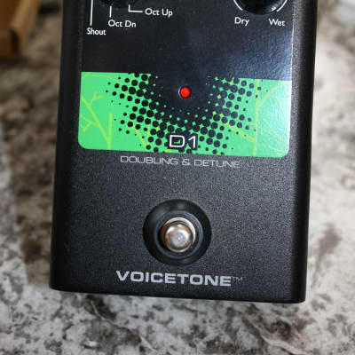 TC Helicon VoiceTone D1 | Reverb