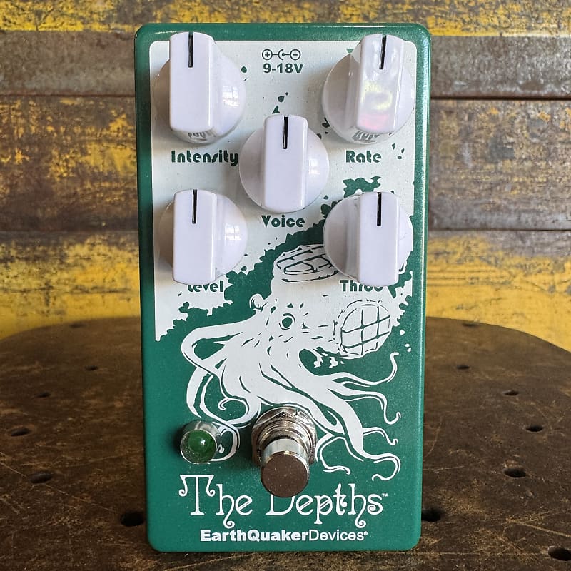 EarthQuaker Devices The Depths