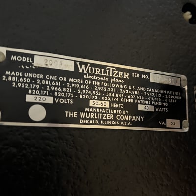 Wurlitzer 200A 64-Key Electric Piano 1974 - 1983 - Black image 2