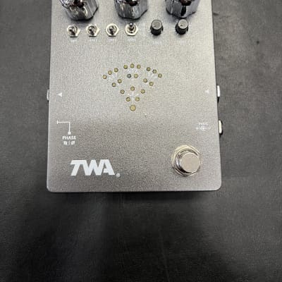 TWA Totally Wycked Audio KM-01 Krytical Mass Reactive Octave Fuzz Pedal 2024 - New! image 4