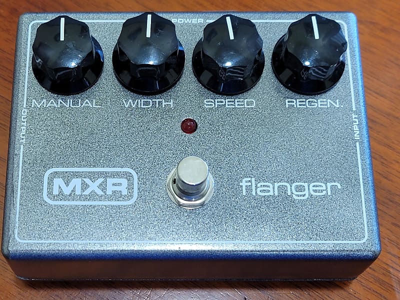 MXR M117 Flanger Effects Pedal | Reverb Canada