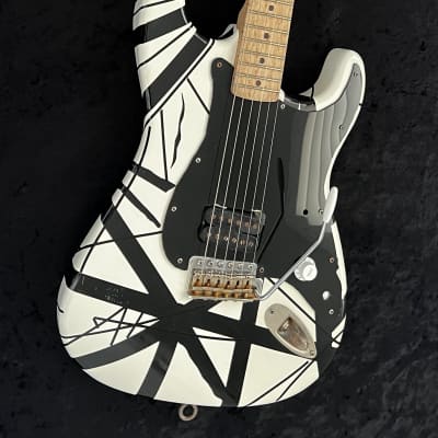 Locke Custom Guitars Super 78 Tribute 2022 Wimbledon White/ Black image 2