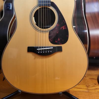 Yamaha LL26 Acoustic Electric Guitar image 4