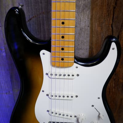 Fender American Vintage '57 Stratocaster 2006 - 2-Color Sunburst w/ Hard Case image 6