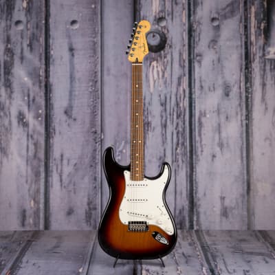 Fender Player Series Stratocaster, Pau Ferro, 3-Color Sunburst image 3