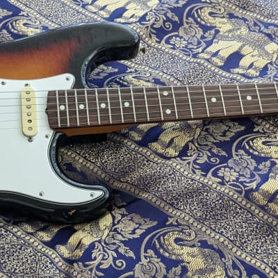 ★★★1989 Fender Japan order built Stratocaster with US Pickups, E-Serial image 2
