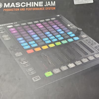 MASCHINE MK 3 Native Instruments Maschine MKlll Groove Production