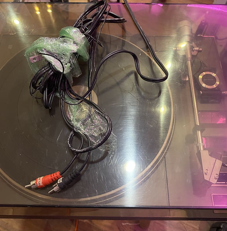 Philips Super- Electronic 877 Direct Control Turntable  			