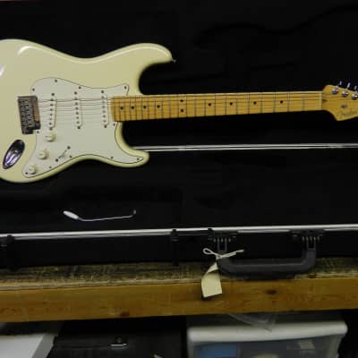Fender American Series Stratocaster 2007 - Olympic White image 4