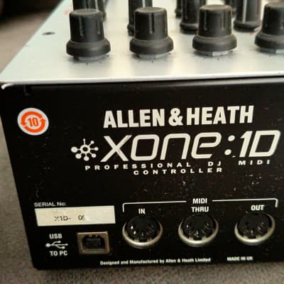 Technics SH-MZ1200 Professional DJ 4-channel Mixer with Technics SH-MZ1200 Professional DJ 4-channel Mixer with