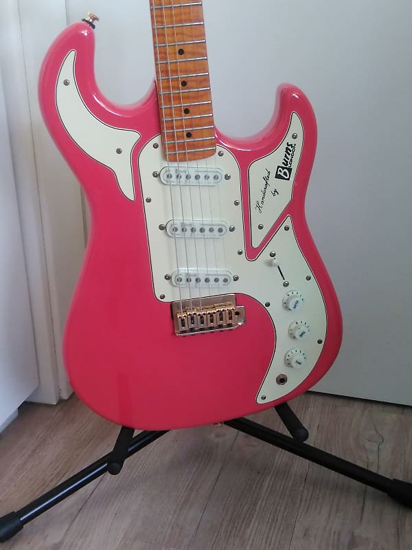 Burns London Marquee Club Series Guitar