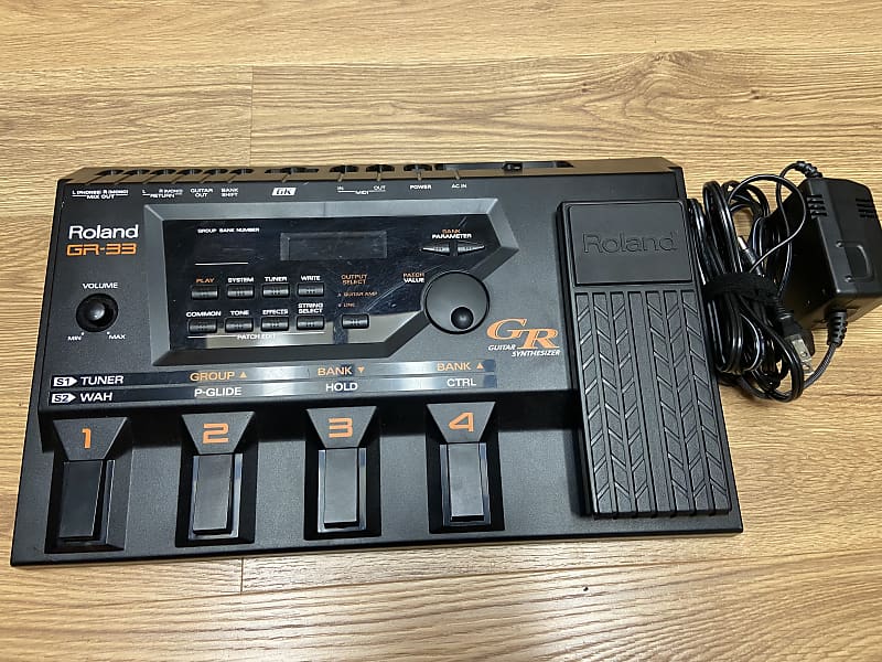 Roland GR-33