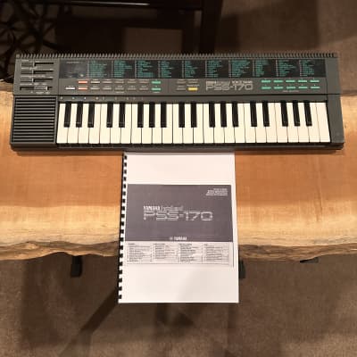 Yamaha PSS-170 Vintage 1986 44-Key Synthesizer - Black