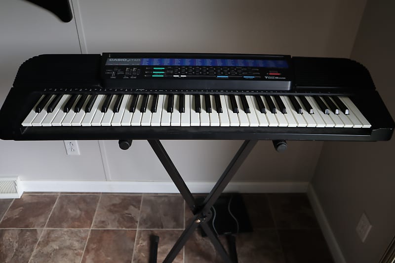 Casio CT-625 Black with Keyboard Stand | Reverb