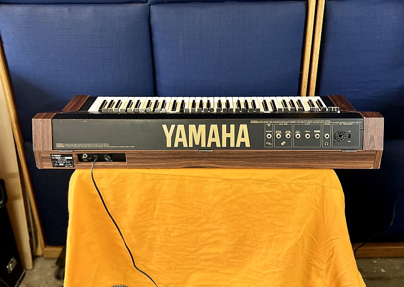 Yamaha SK-20 analog poly-synth 1970's string synthesizer