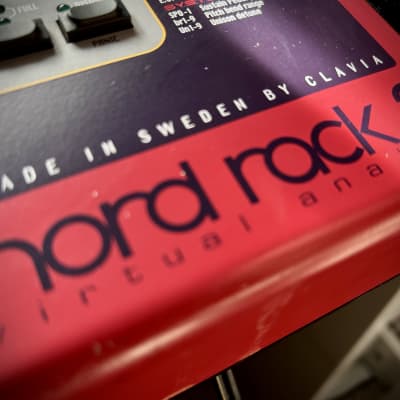 Nord Rack 2 16-Voice Rackmount Virtual Analog Synthesizer 1997 - 2003 - Red