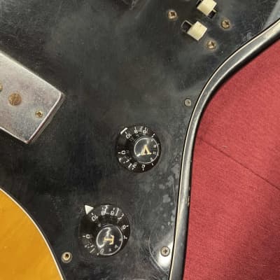 Vintage Japanese 2 Pickup Electric Guitar 60's - 3 Tone Sunburst image 3